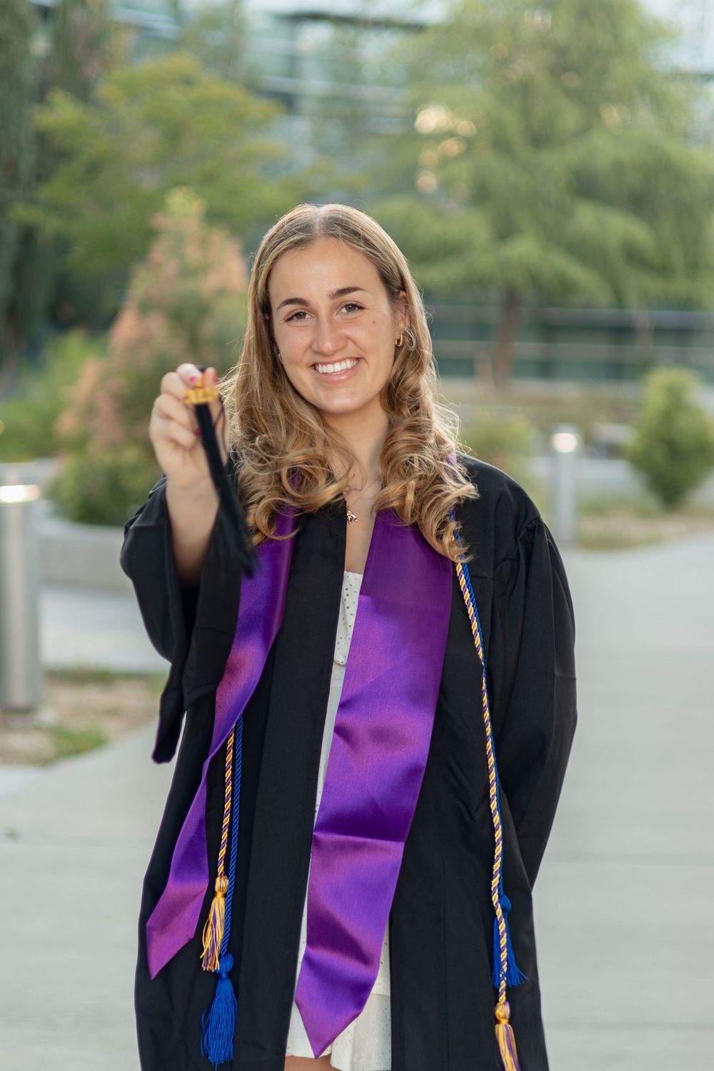 Grad Photos, Graduation Photographer, Lancaster CA, Antelope Valley Photographer, Palmdale Photographer