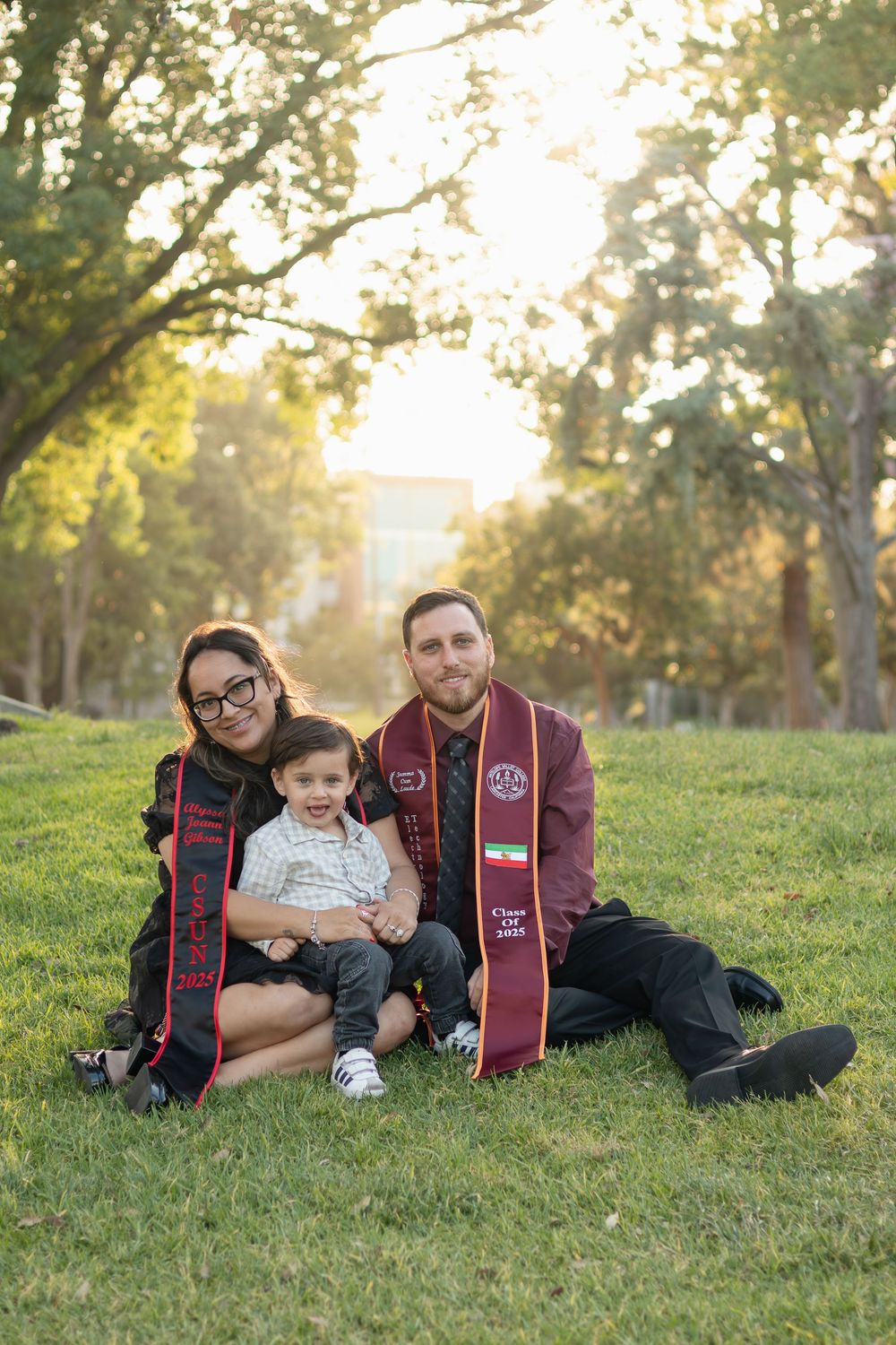 Grad Photos, Graduation Photographer, Lancaster CA, Antelope Valley Photographer, Palmdale Photographer, Northridge Grad