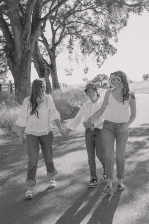 sibling photos