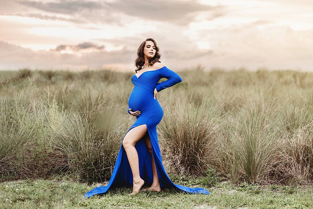 tampa maternity photographer outdoor sunset session