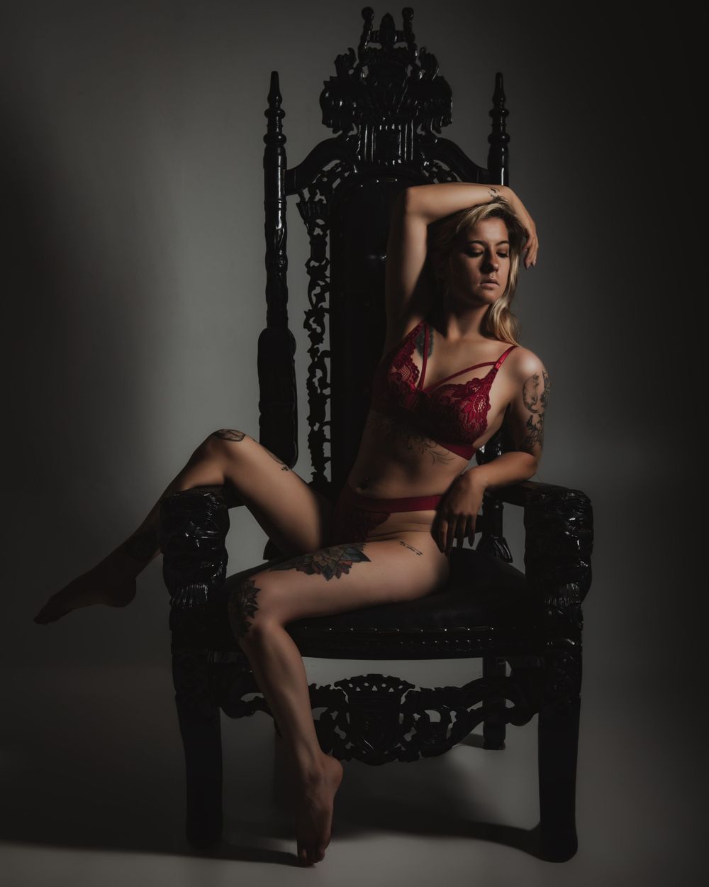 Your Secret Photography - Photography located in Bowling Green KY  and Nashville TN area - Boudoir - Artistic - Cosplay - Erotica