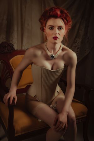 Your Secret Photography - Photography located in Bowling Green KY  and Nashville TN area - Boudoir - Artistic - Cosplay - Erotica