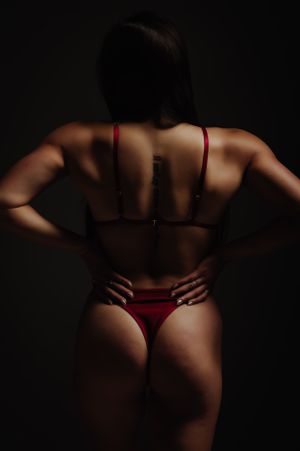 Your Secret Photography - Photography located in Bowling Green KY  and Nashville TN area - Boudoir - Artistic - Cosplay - Erotica