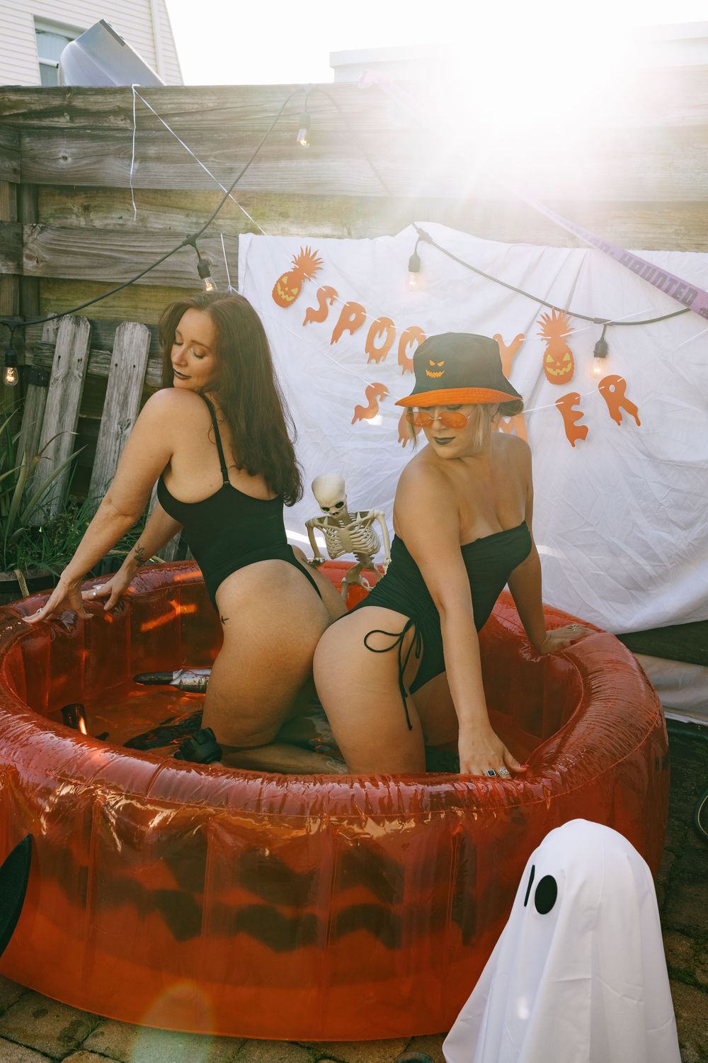 Summerween best friend photoshot