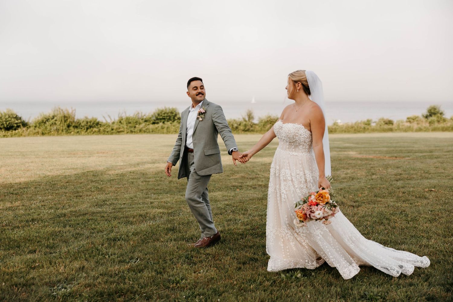 Wedding Photo at Glen Manor in Portsmouth Rhode Island taken by Abby Houser Photography