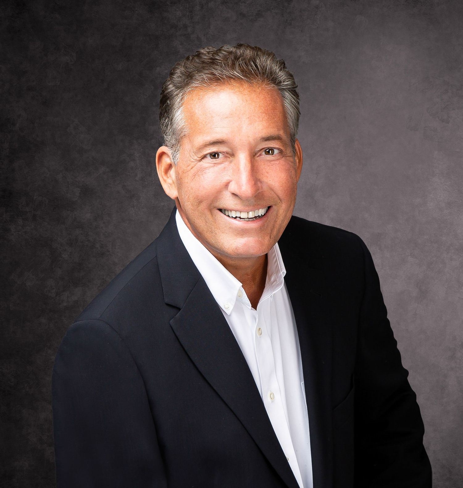Clean and confident business headshot captured in studio — Bradenton-Sarasota corporate portrait by professional headshot photographer