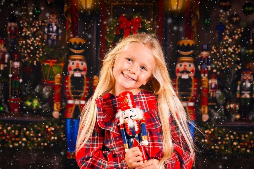 Christmas photoshoot - portrait photography
Christmas 2025 Mini Sessions
Christmas Family Photoshoot.
Christmas shoot near me
Christmas Mini