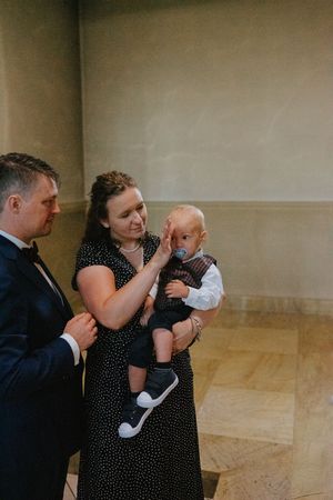 Fotograf chrzest święty Katowice zdjęcia chrzest święty reportaż fotograficzny z chrztu zdjęcia chrzest Katowice fotograf rodzinny Śląsk