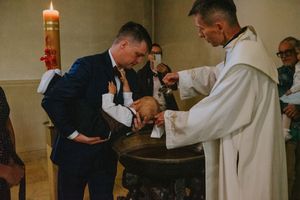 Fotograf chrzest święty Katowice zdjęcia chrzest święty reportaż fotograficzny z chrztu zdjęcia chrzest Katowice fotograf rodzinny Śląsk