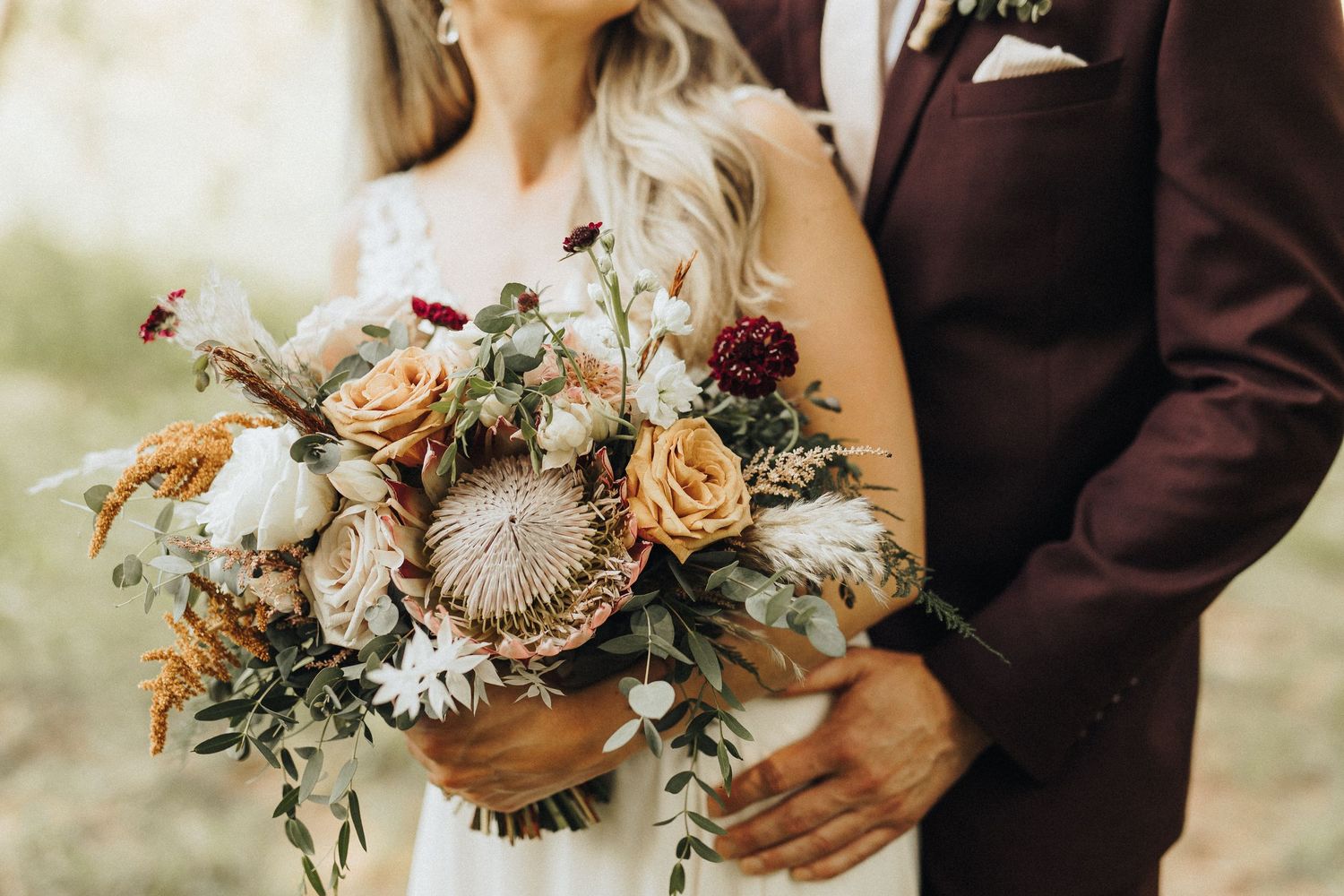 flowers luckett vineyards chelle wootten photography halifax nova scotia wedding and lifestyle portrait photographer