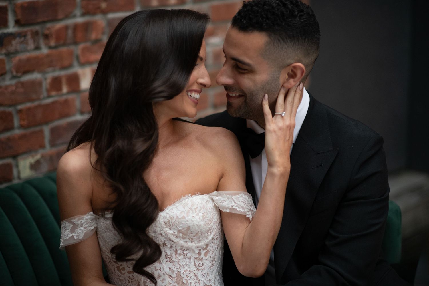 Leading choice ny wedding photographer, top reviewed most trusted wedding photography studio, highly rated documentary wedding photographer