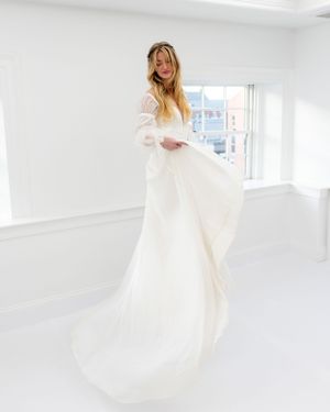 Bridal portrait captured by a Seacoast Maine, NH, MA, and Portsmouth New Hampshire wedding photographer. Portsmouth, NH. Affordable wedding
