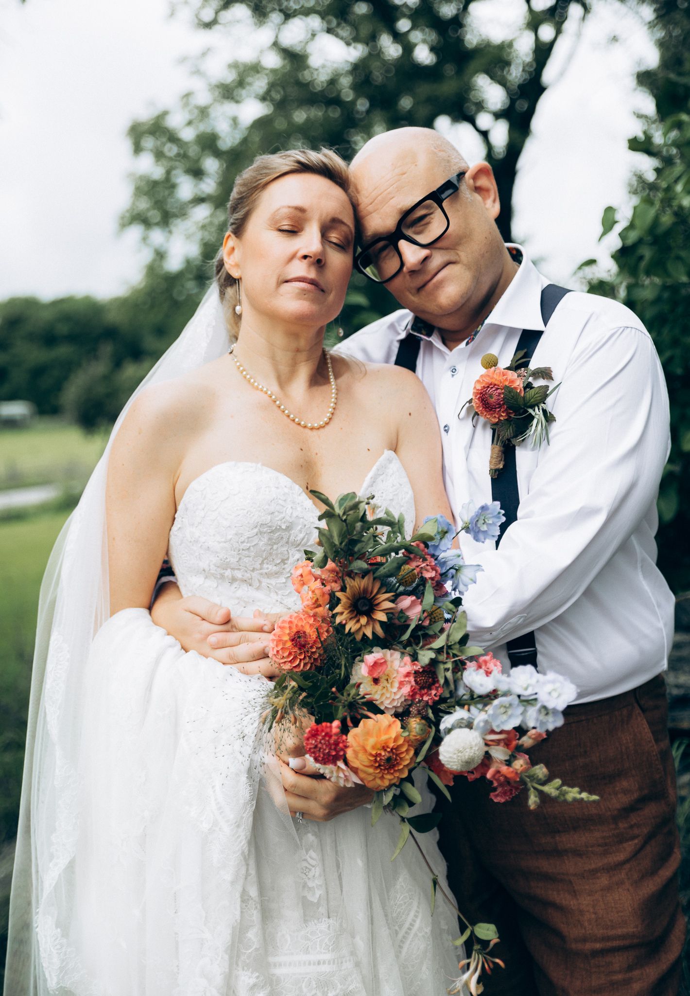 Professionell bröllopsfotograf i Göteborg Naturlig sommarbröllops bröllopsfotografering i Göteborgs vackra skärgård av Forsling Foto