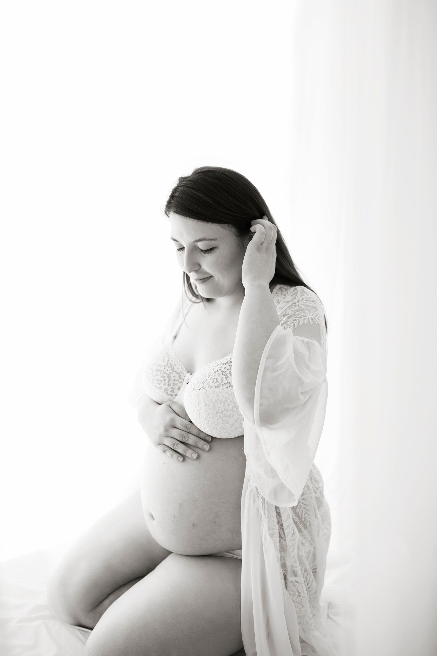 maternity  photography by Little Wonderland Photography Widnes Cheshire