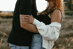 Engagement photos in Bellingham- Bellingham Engagement Photographer- Affordable Engagement Photos- Engagement Photographer near me