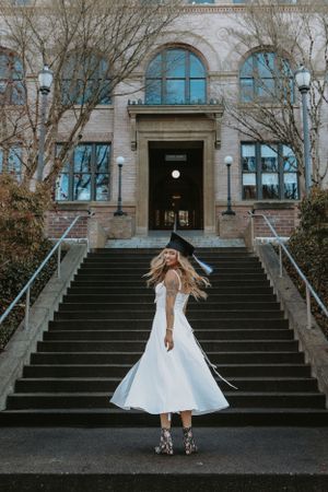 Graduation photos Bellingham, WA- Western Washington University Grad Photos- Graduation Photographer- Graduation Photos Bellingham, WA