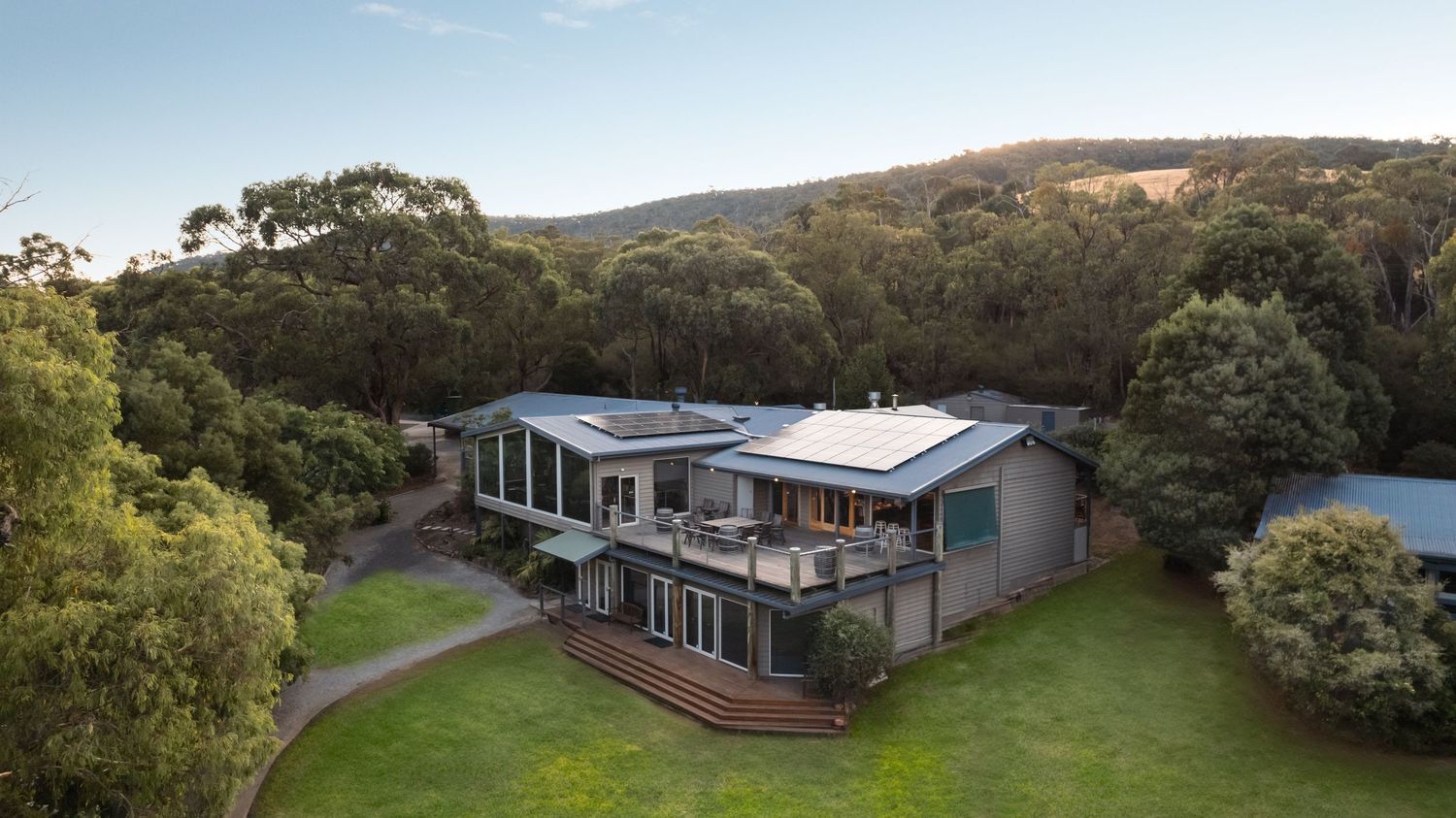 Yarra Valley Estate hotel room and conference facility photography - accommodation photography Melbourne