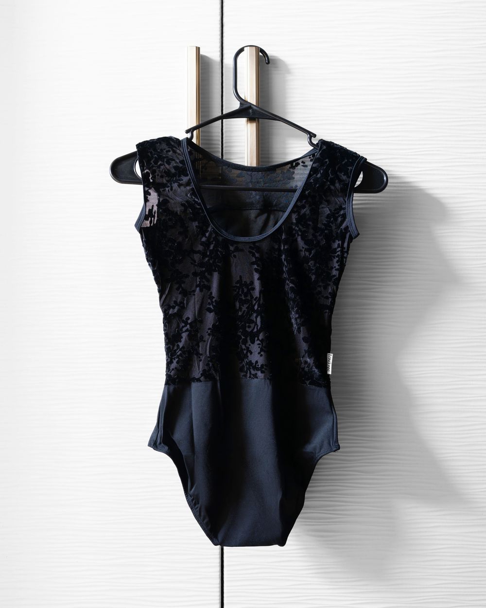 Geneva Nocturne leotard by Londonne, photo by Brian Balloon Media