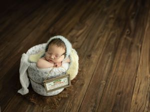 maternity Photographer
newborn photography Kentucky Photographer
Richmond Kentucky 
Lexington kentucky cake smash newborn