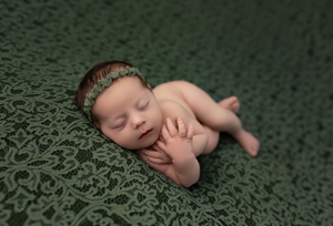 maternity Photographer
newborn photography Kentucky Photographer
Richmond Kentucky 
Lexington kentucky cake smash newborn