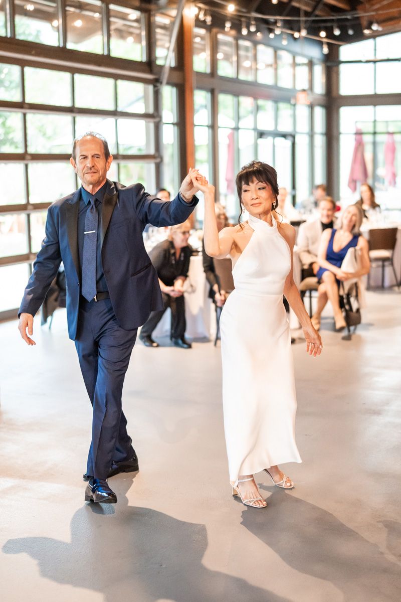 First dance for wedding couple at Pinstripes reception in Northbrook.