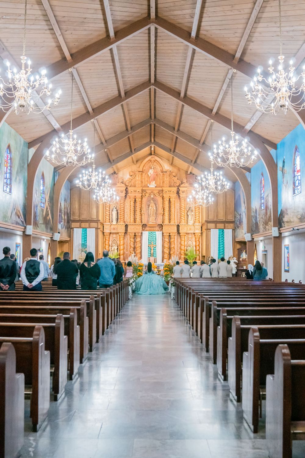 Iglesia Cristo Rey Salinas Quinceañera | Quinceañera Photographer Monterey, CA