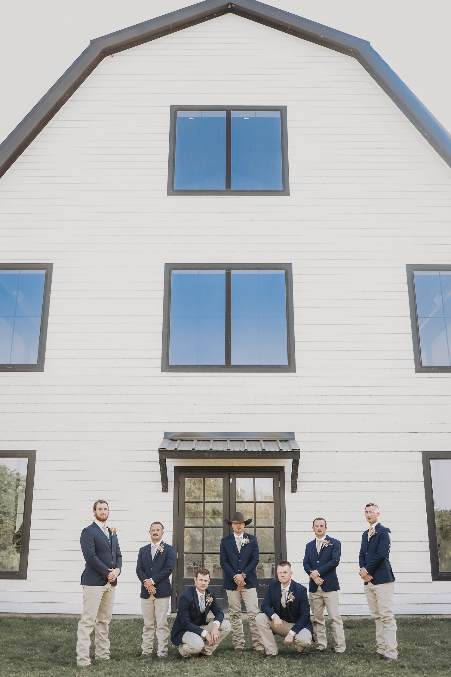 Groom and groomsmen portraits at The Barn at Paradise