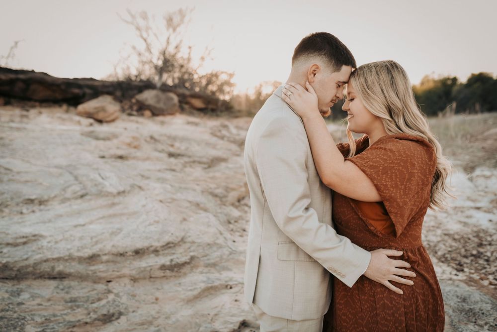 Murrell Park engagement session near Grapevine Lake Texas.