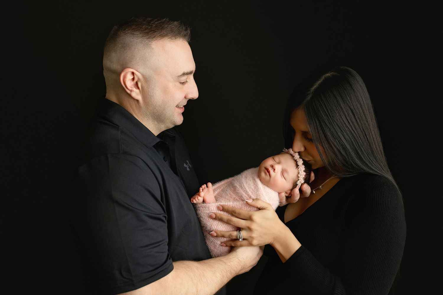 Mom and dad with newborn girl. Greenville newborn photographer, Easley newborn photographer, Upstate newborn photographer, Greenville newbor