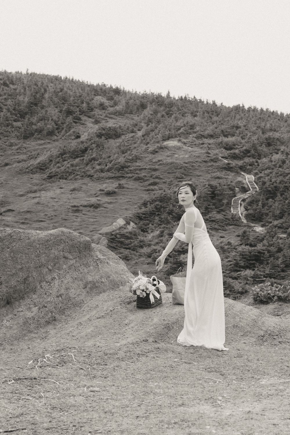 Wedding Ceremony at Torbay Point on the East Coast Trail captured by Newfoundland documentary style wedding photographer Kaitlyn yvette