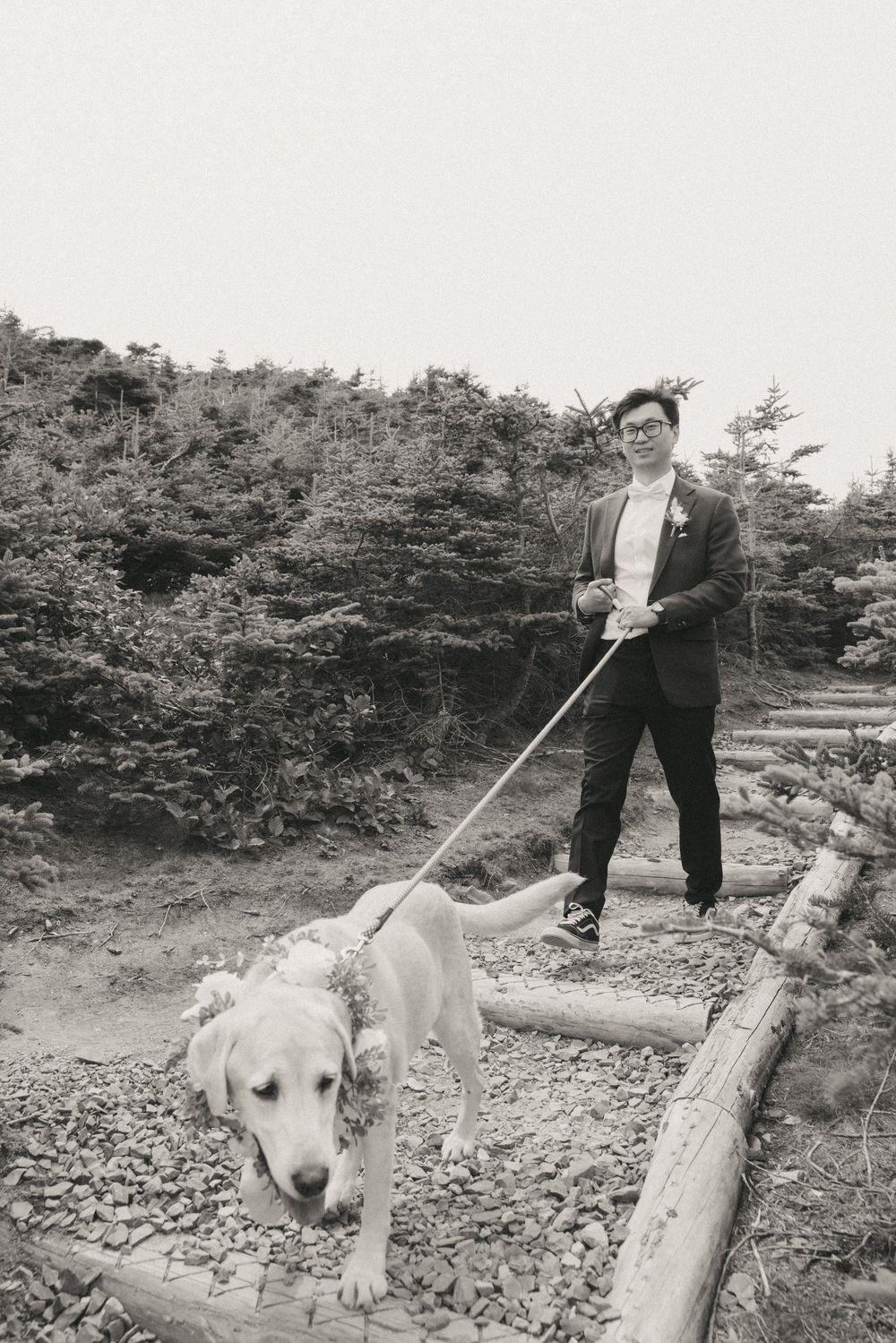 Wedding Ceremony at Torbay Point on the East Coast Trail captured by Newfoundland documentary style wedding photographer Kaitlyn yvette