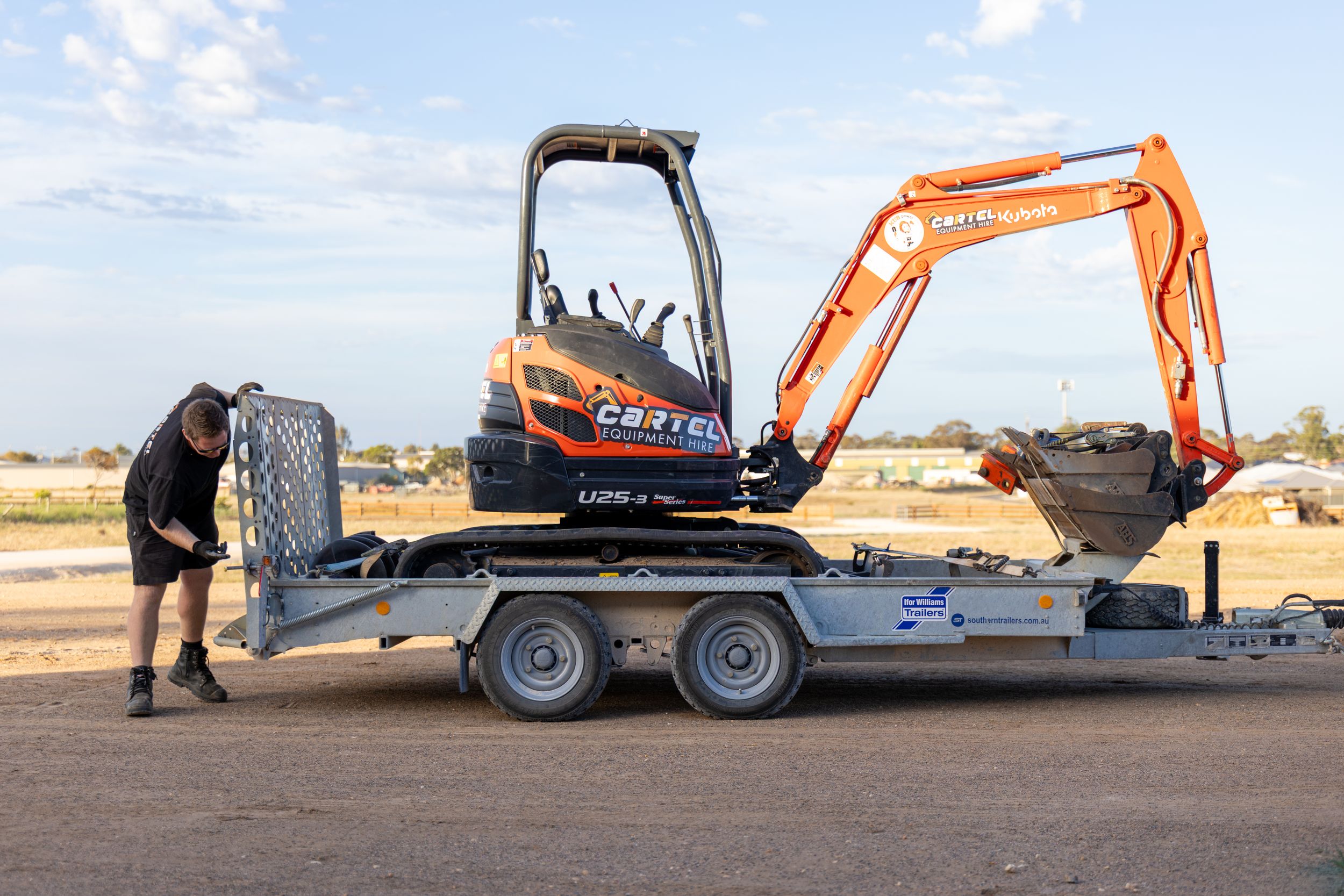 Mini excavator on trailer behind ute – Cartel Equipment Hire Murray Bridge