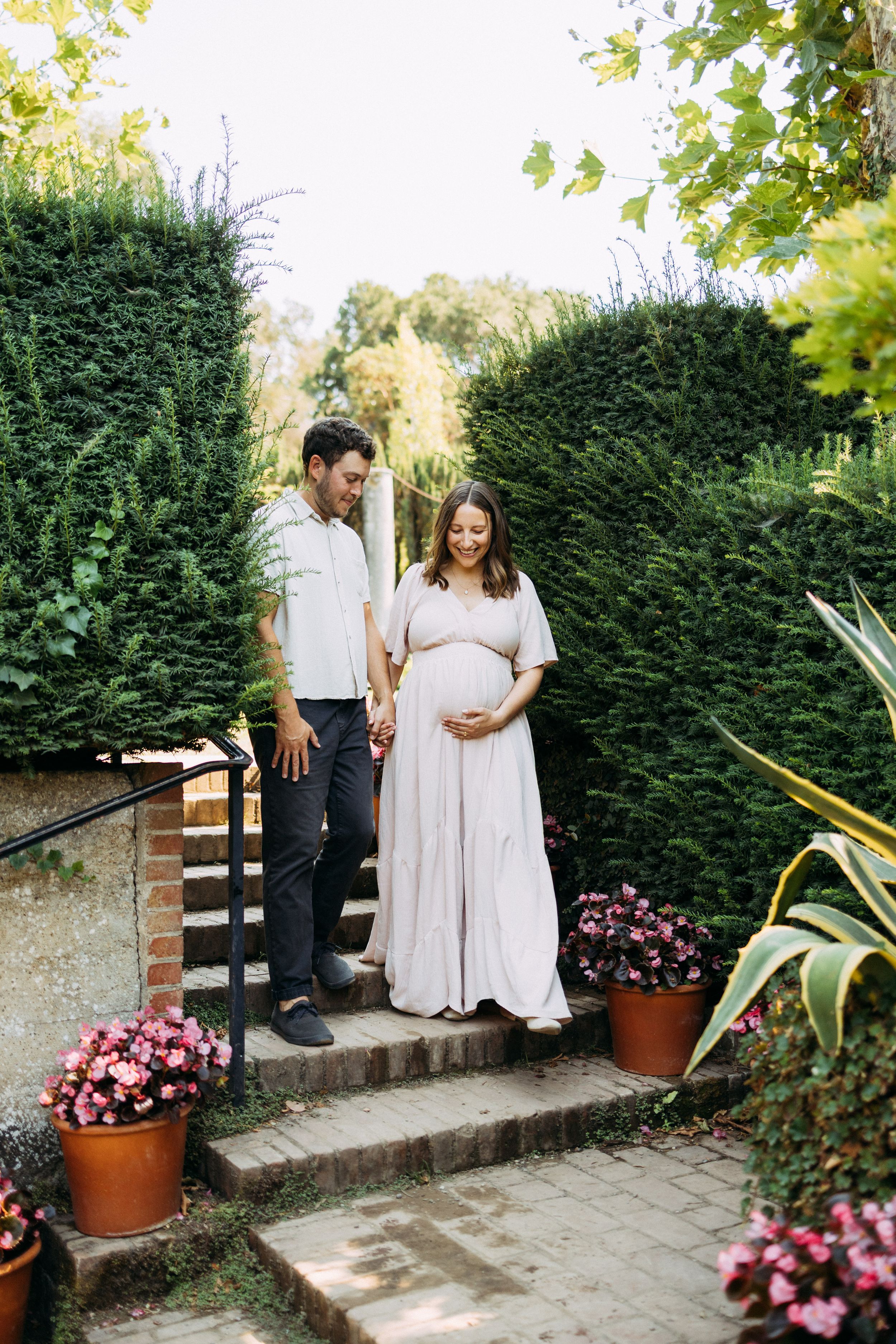 Maternity photos at Filoli Estate