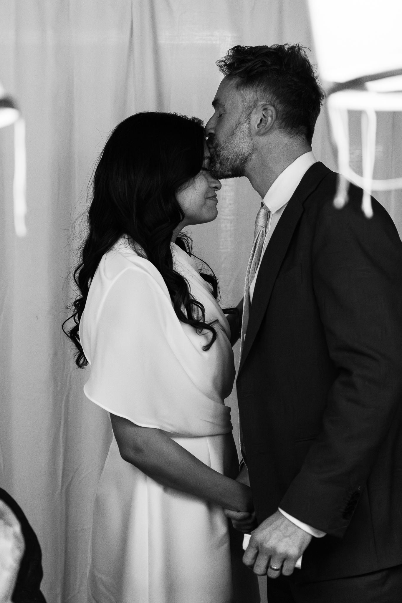contemporary wedding photos
