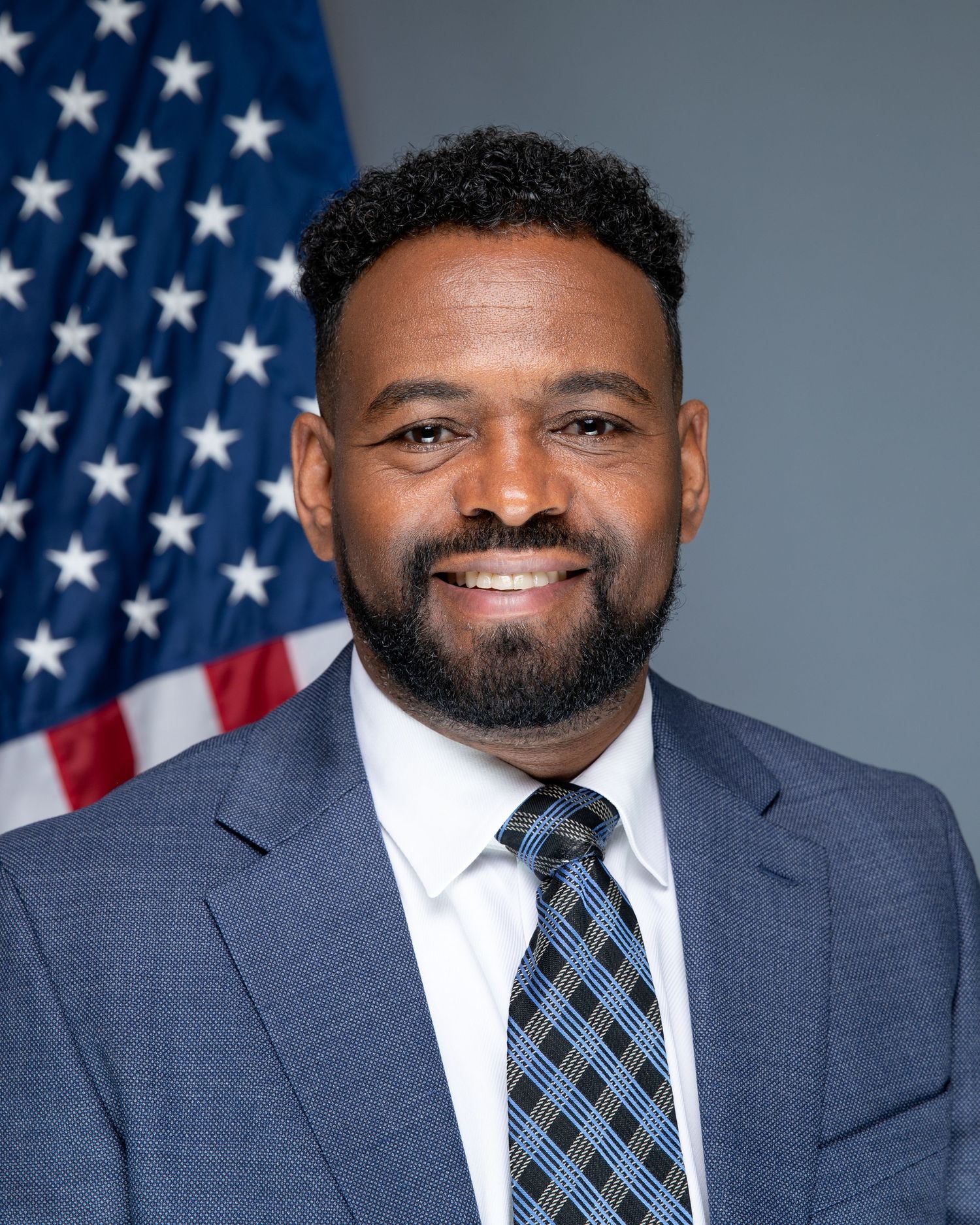 Professional headshot photography in the DC, Maryland, and Virginia area, serving Rockville, Bethesda, Potomac, and the grater DMV area.