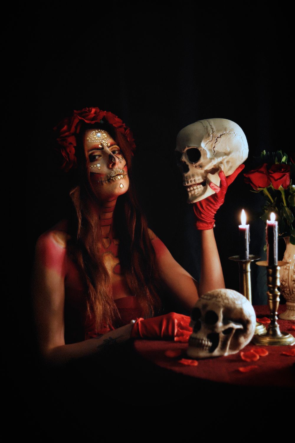 Séance photo par Chaemi Studio, photographe portrait à Montpellier. Shooting créatif pour Halloween inspiré de la Catrina mexicaine.