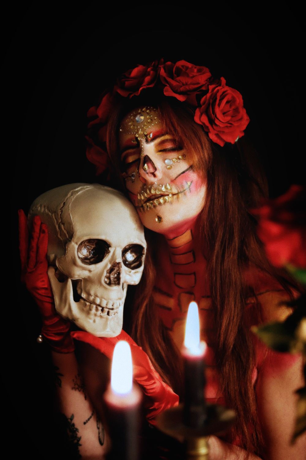 Séance photo par Chaemi Studio, photographe portrait à Montpellier. Shooting créatif pour Halloween inspiré de la Catrina mexicaine.