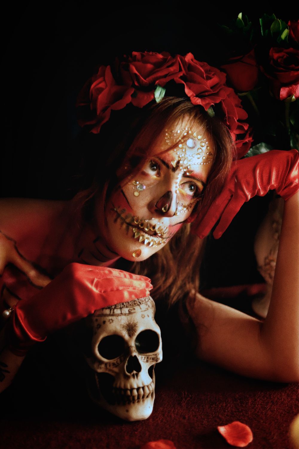 Séance photo par Chaemi Studio, photographe portrait à Montpellier. Shooting créatif pour Halloween inspiré de la Catrina mexicaine.