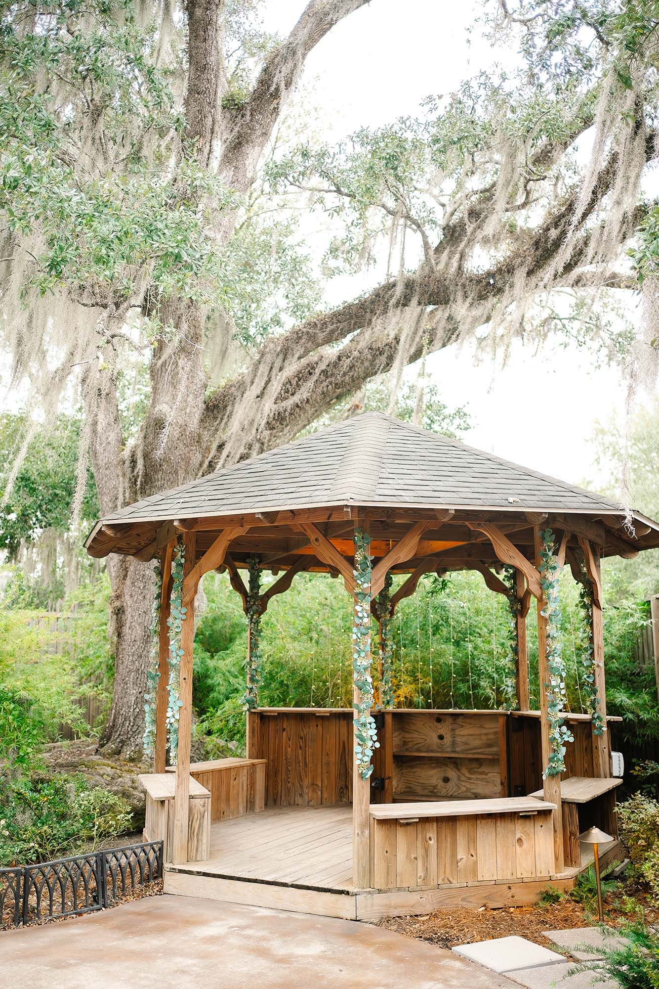 The Oaks Ponchatoula, Pin Oak, Wedding Venue, Wedding Photographer, New Orleans, Baton Rouge, Pricing, Wedding Video