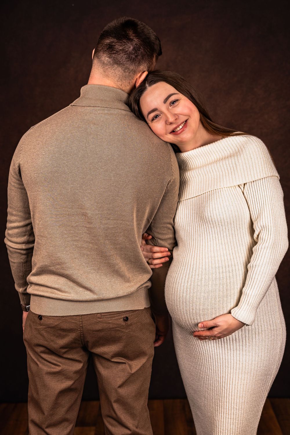 kismama fotózás kocson a stúdióban