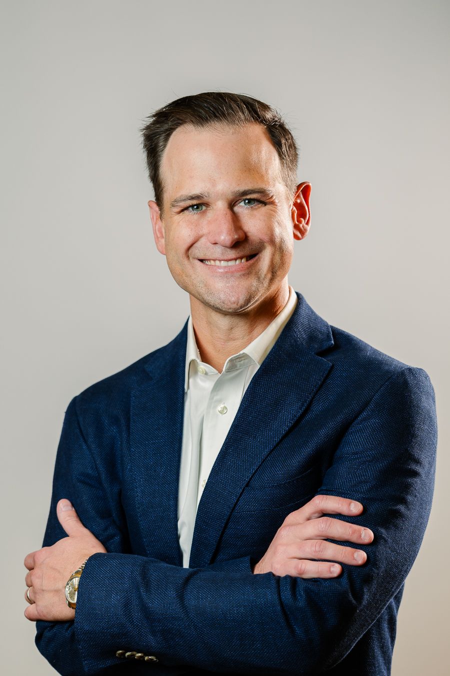 Miami branding photographer specializing in professional headshots for LinkedIn, business, and corporate portraits.