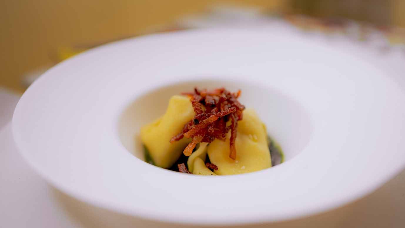 Primo piatto di ravioli ripieni scattato dal videomaker mirko paoloni