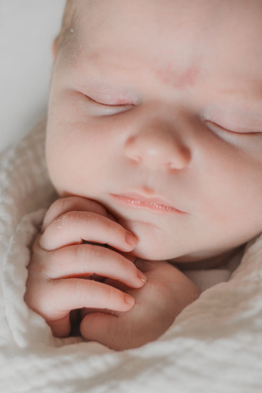 southern-alberta-maternity-newborn-photography-session-yql