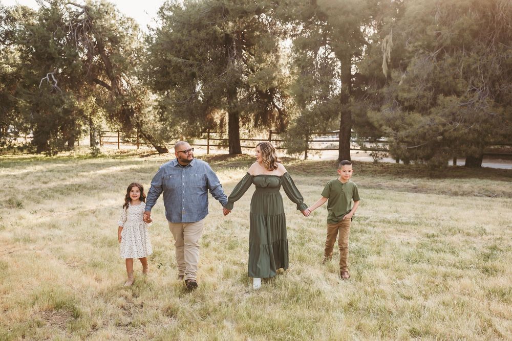 family photos outfit inspiration mood board in the inland empire