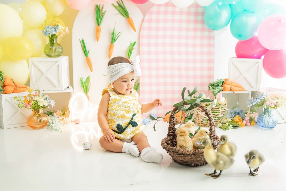Cake Smash Photographer | Cake Smash | Studio cake smash | Denver photographer | Denver | Colorado | Castle Rock