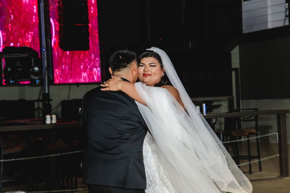 Dallas photography and video for Weddings
 - R & R Marcelo DFW