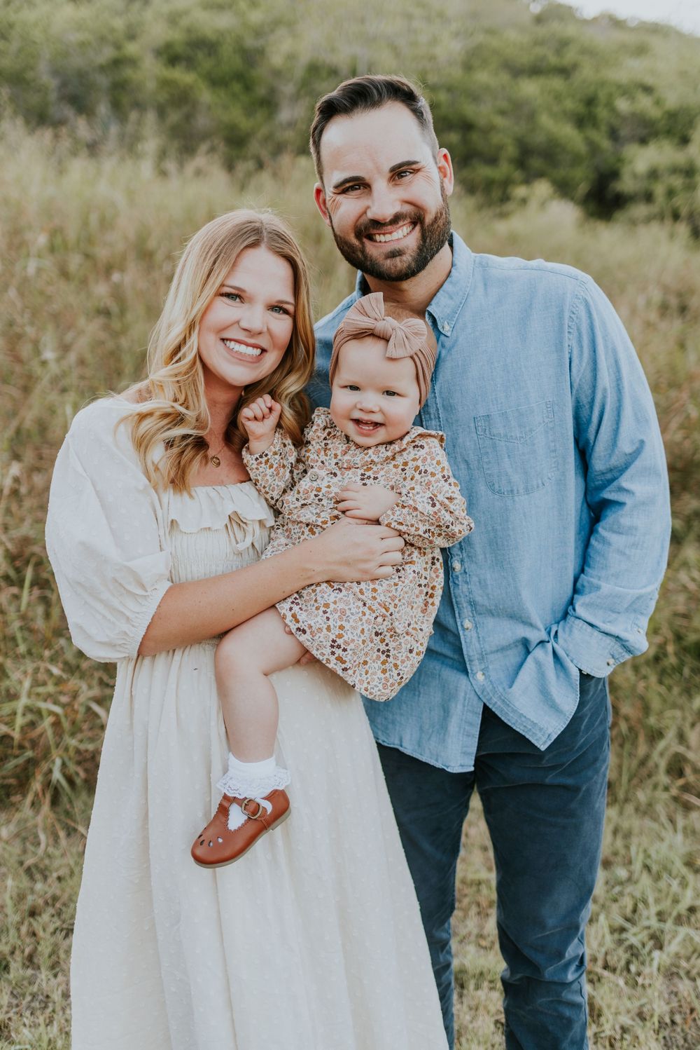 Lifestyle family photos with candid movement and relaxed, natural posing.
