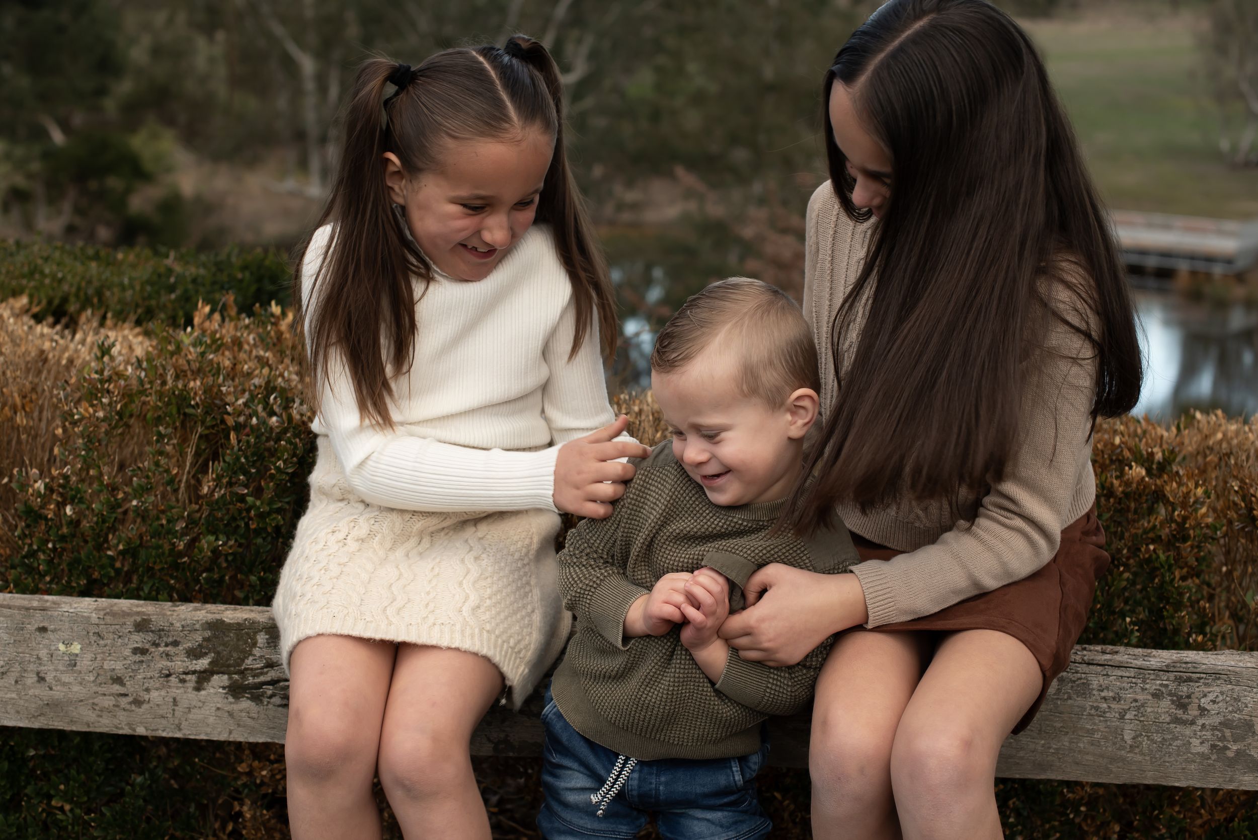 Melbourne Maternity, Newborn, Baby, Cake smash and family photographer located in South Morang Melbourne.
Baby Snapz is run by Melina Barlow