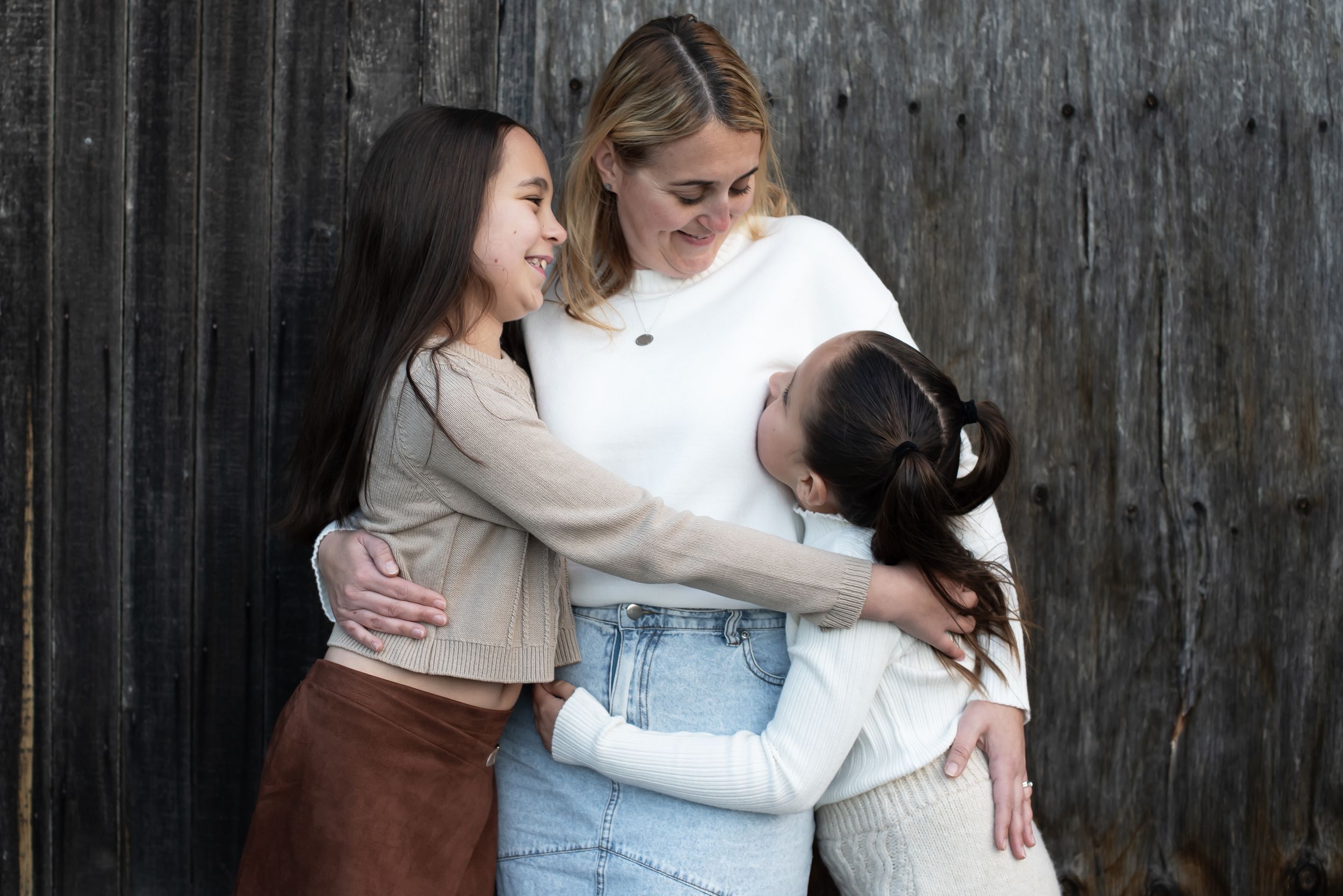 Melbourne Maternity, Newborn, Baby, Cake smash and family photographer located in South Morang Melbourne.
Baby Snapz is run by Melina Barlow