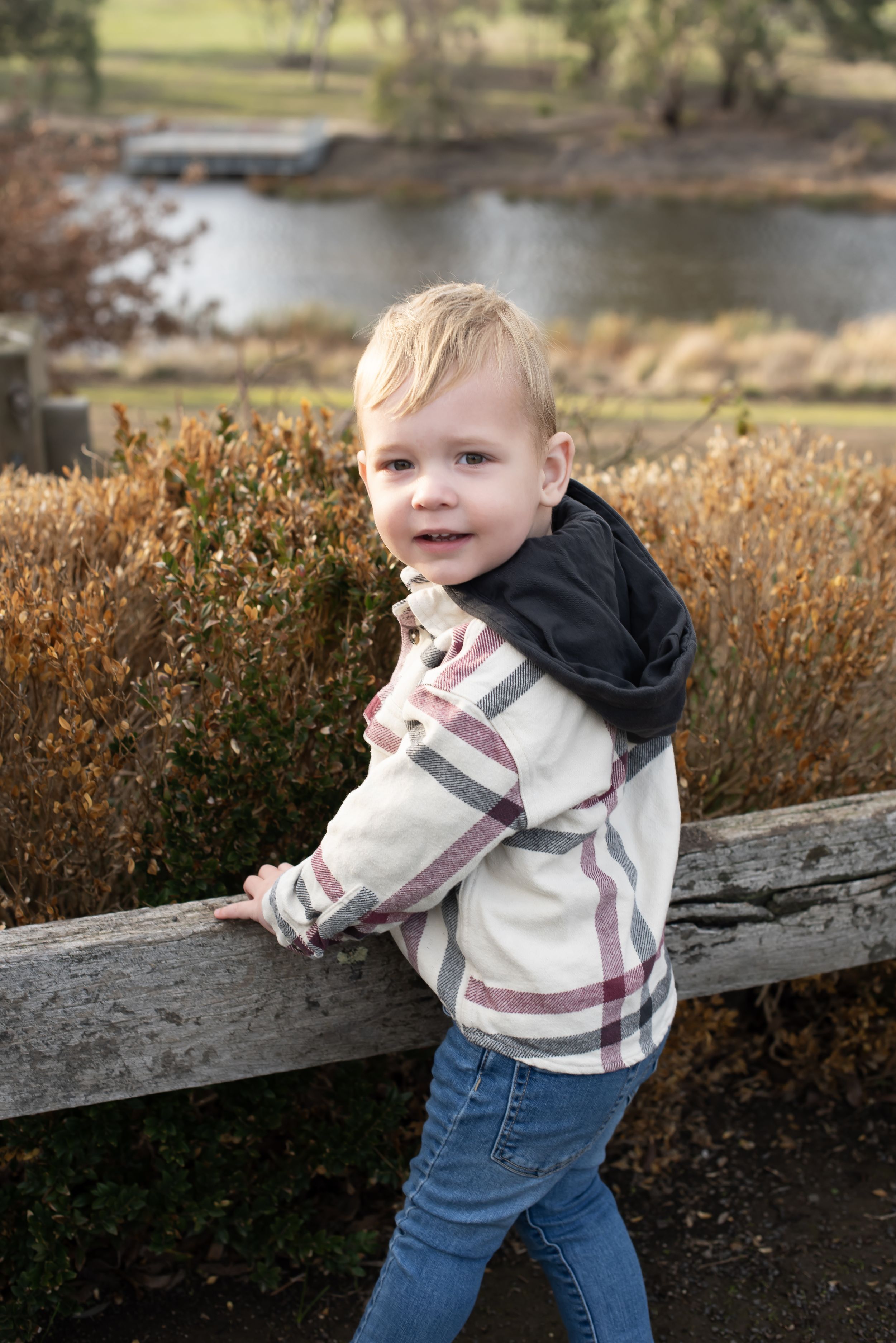 Melbourne Maternity, Newborn, Baby, Cake smash and family photographer located in South Morang Melbourne.
Baby Snapz is run by Melina Barlow